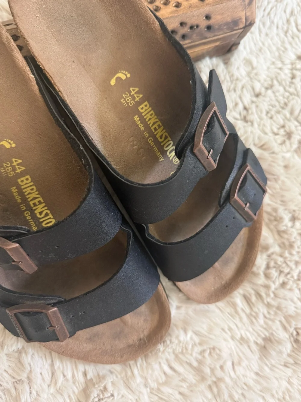 Birkenstock Men's Arizona  Black Leather Bronze Buckle  SZ 44 11M